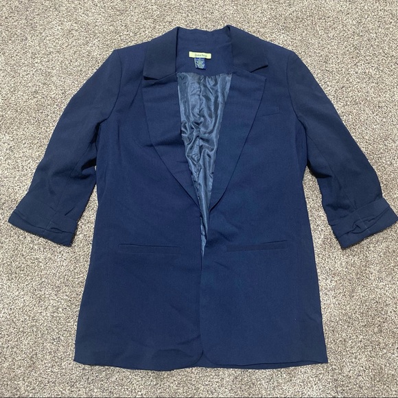 Free Hug Nordstrom Small navy blazer, 3/4 ruched sleeves - Picture 3 of 5